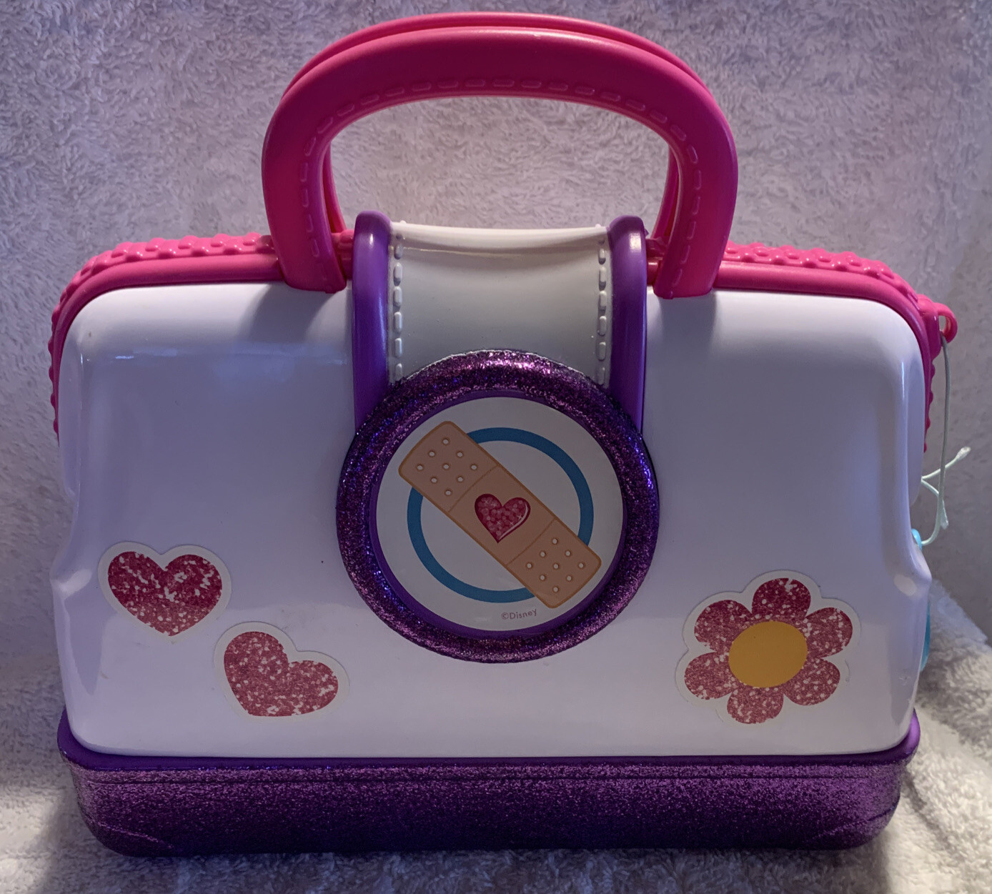 Disney's Doc McStuffins Ospedale Veterinario Giocattolo Dottore Borsa Bianca Usato Solo