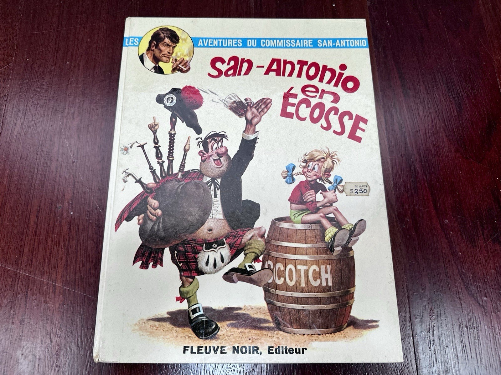 Les Aventures du Commissaire San-Antonio en Ecosse Editore Fleuve Noir copertina rigida
