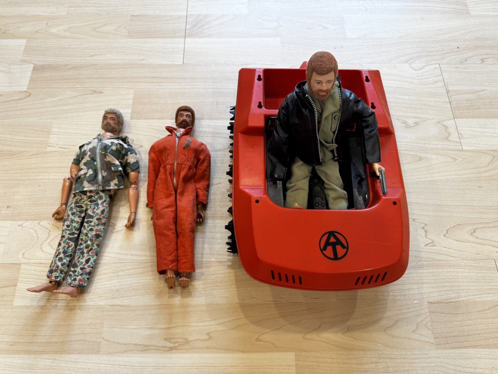 1974 Trouble Shooter GI Joe Adventure Team Vehicle with 3 figures 