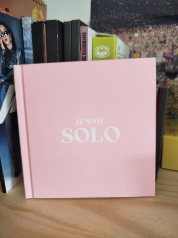 Album solo jennie