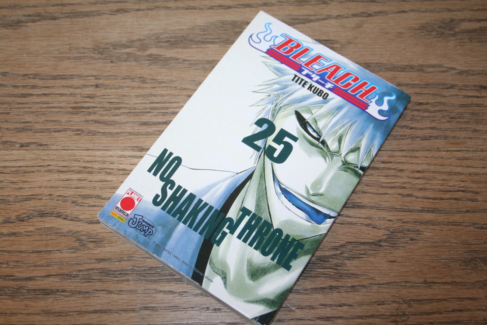 Tite Kubo Bleach 25 No shaking throne Prima edizione italiana 2008 Manga OTTIMO