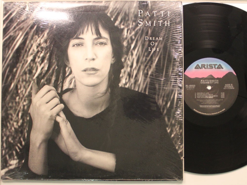 Patti Smith LP Dream Of Life Su Arista - NM / VG++ (Taglio A Sega; In Shrink)