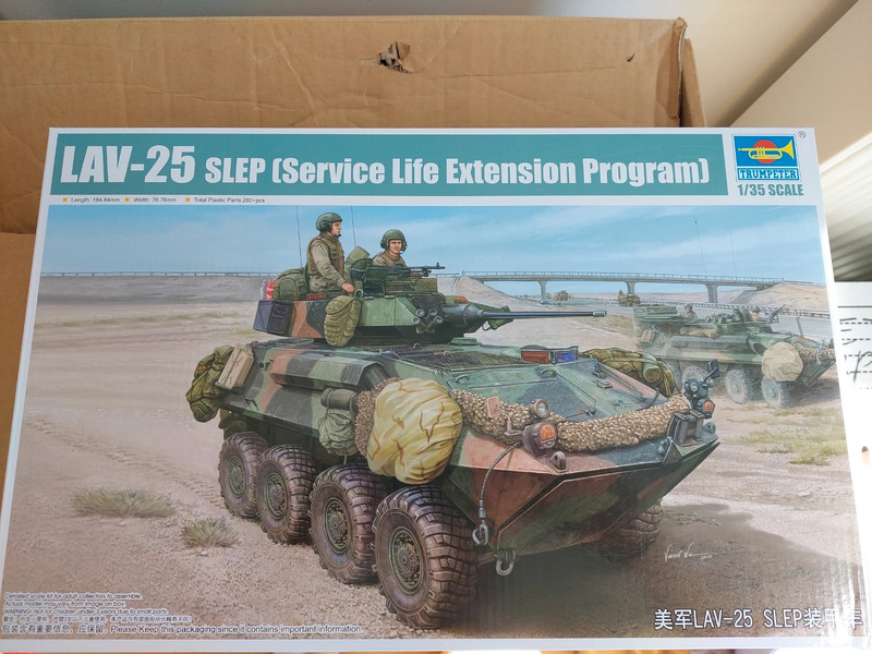 1/35 Trumpeter LAV-25 slep