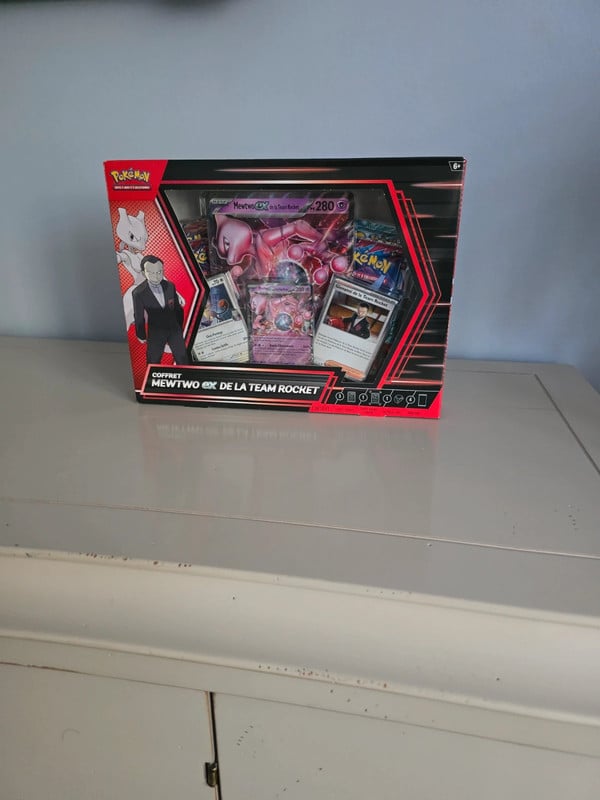 Coffret Pokemon Mewtwo