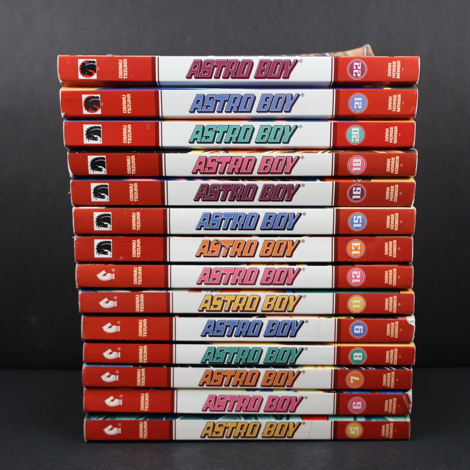 Lotto Astro Boy Manga Dark Horse Inglese 5-9, 11-13, 15-16, 18, 20-22 *LEGGI*