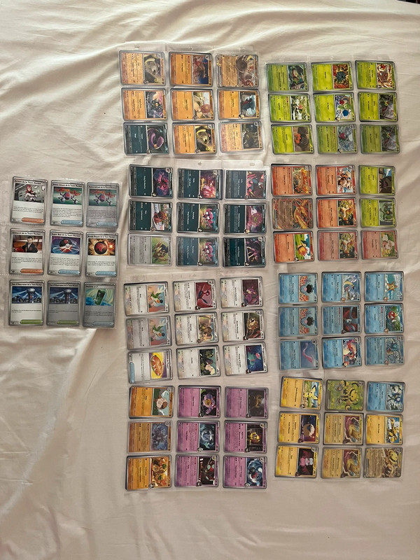 Lot de 153 cartes Pokémon françaises