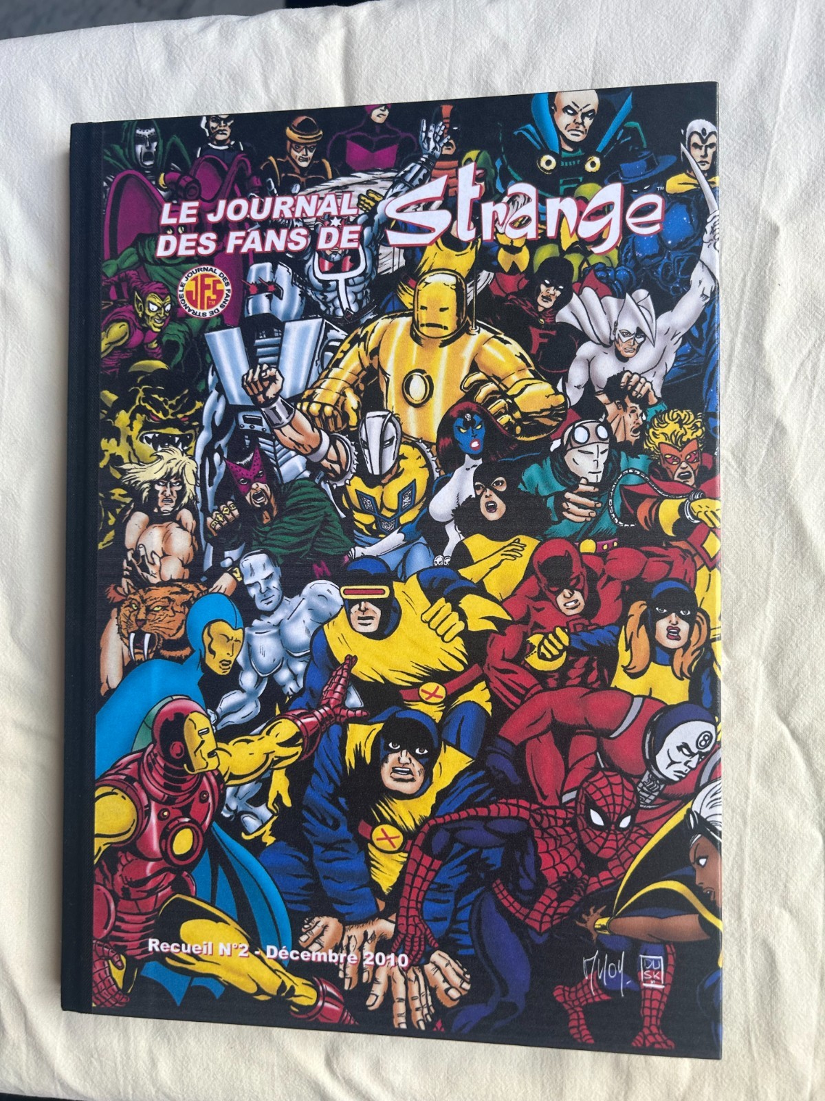 LE JOURNAL DES FANS DE STRANGE RECUEIL 2 NUMÉROTÉ SIGNÉ 75 EX 2010 EN ÉTAT NEUF