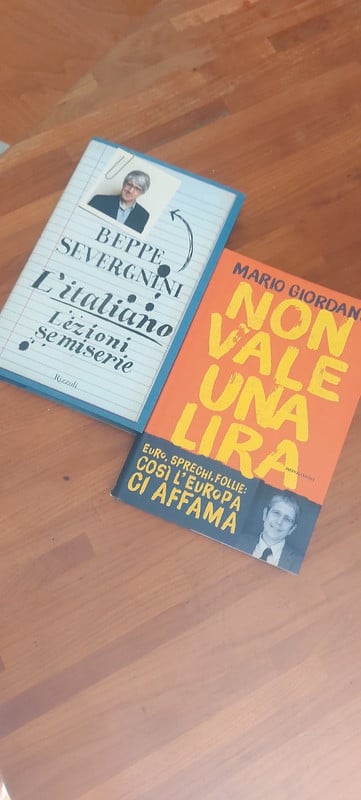 Set due libri: Severgnini " L'italiano. Lezioni semiserie" + Giordano "Non vale una lira"