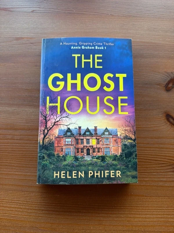 The Ghost House Helen Phifer Engels Paperback