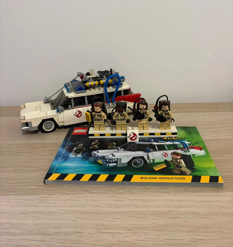 LEGO Ideas 21108 Ghostbusters Ecto 1 - Completo + Manual
