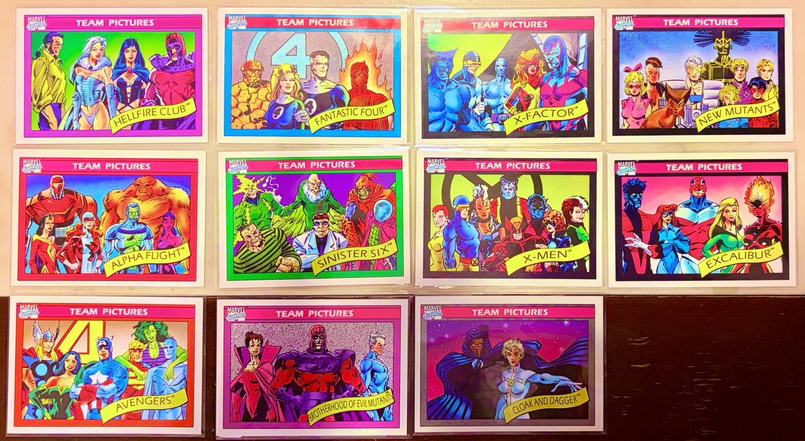 Lotto foto squadra fumetti Marvel Universe 1990