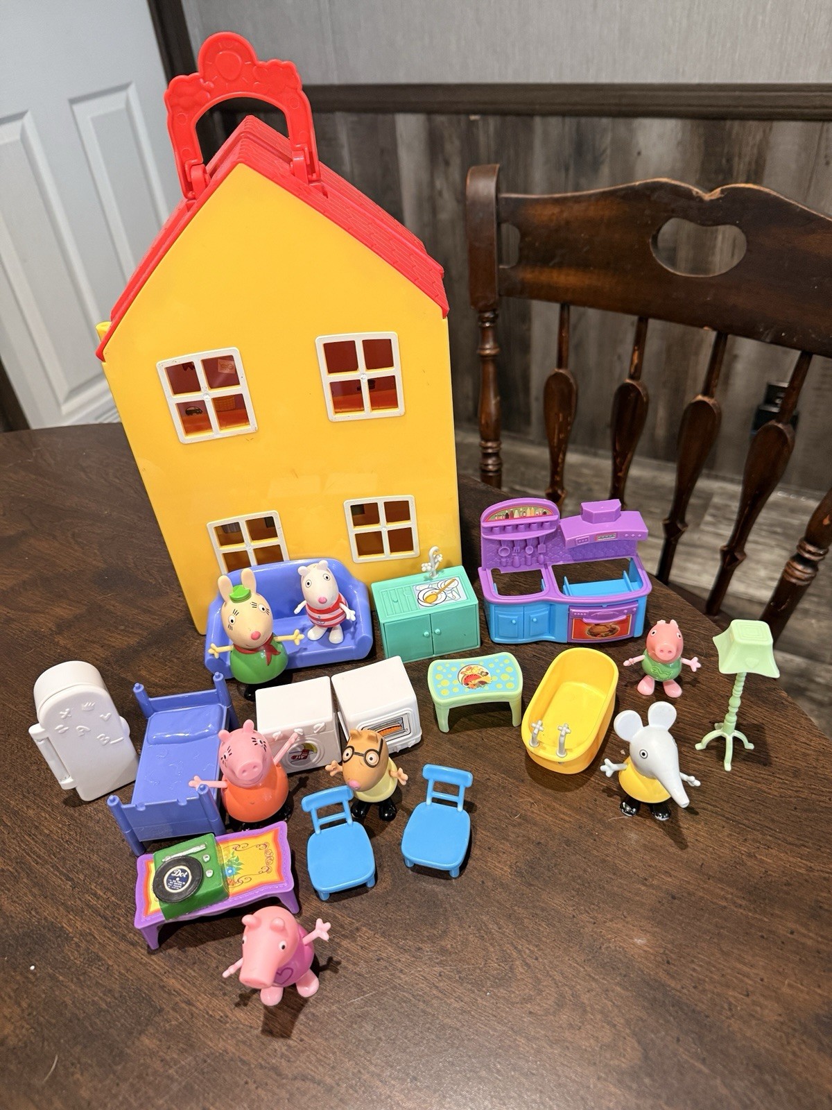 Peppa Pig Playset House With Furniture And Characters