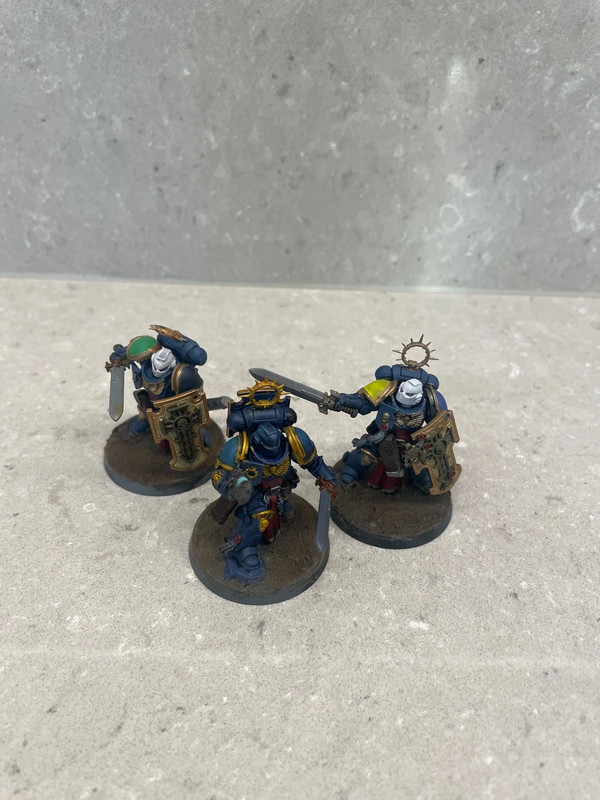 Warhammer 40k primaris bladeguard veterans