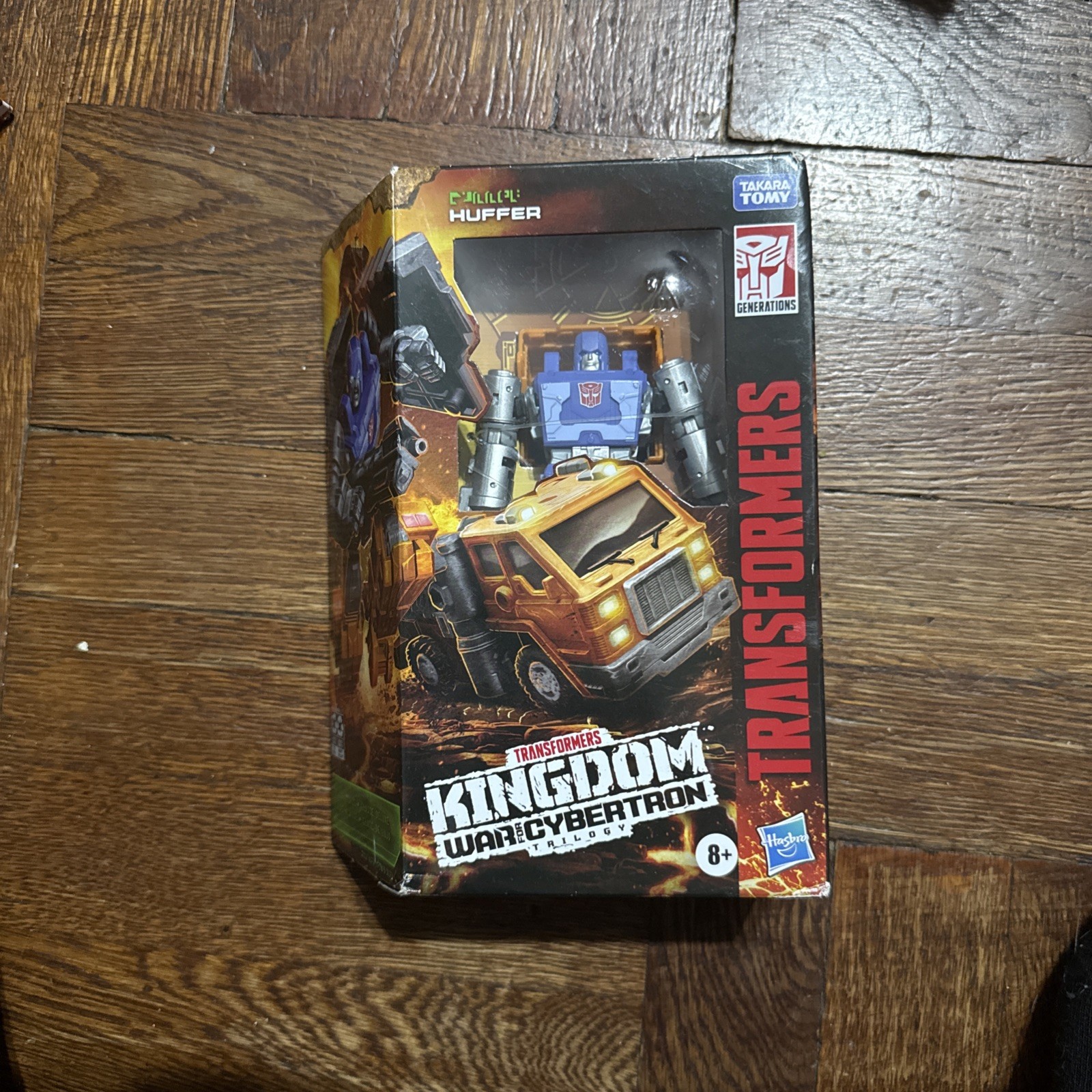 Transformers War for Cybertron: Kingdom Modellino Huffer Deluxe