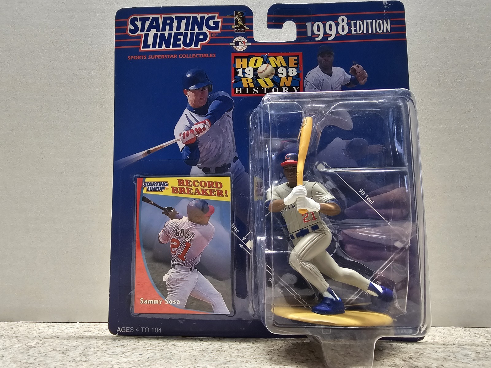 Sammy Sosa Chicago Cubs MLB 1998 Starting Lineup Figure NIP Homerun Edition