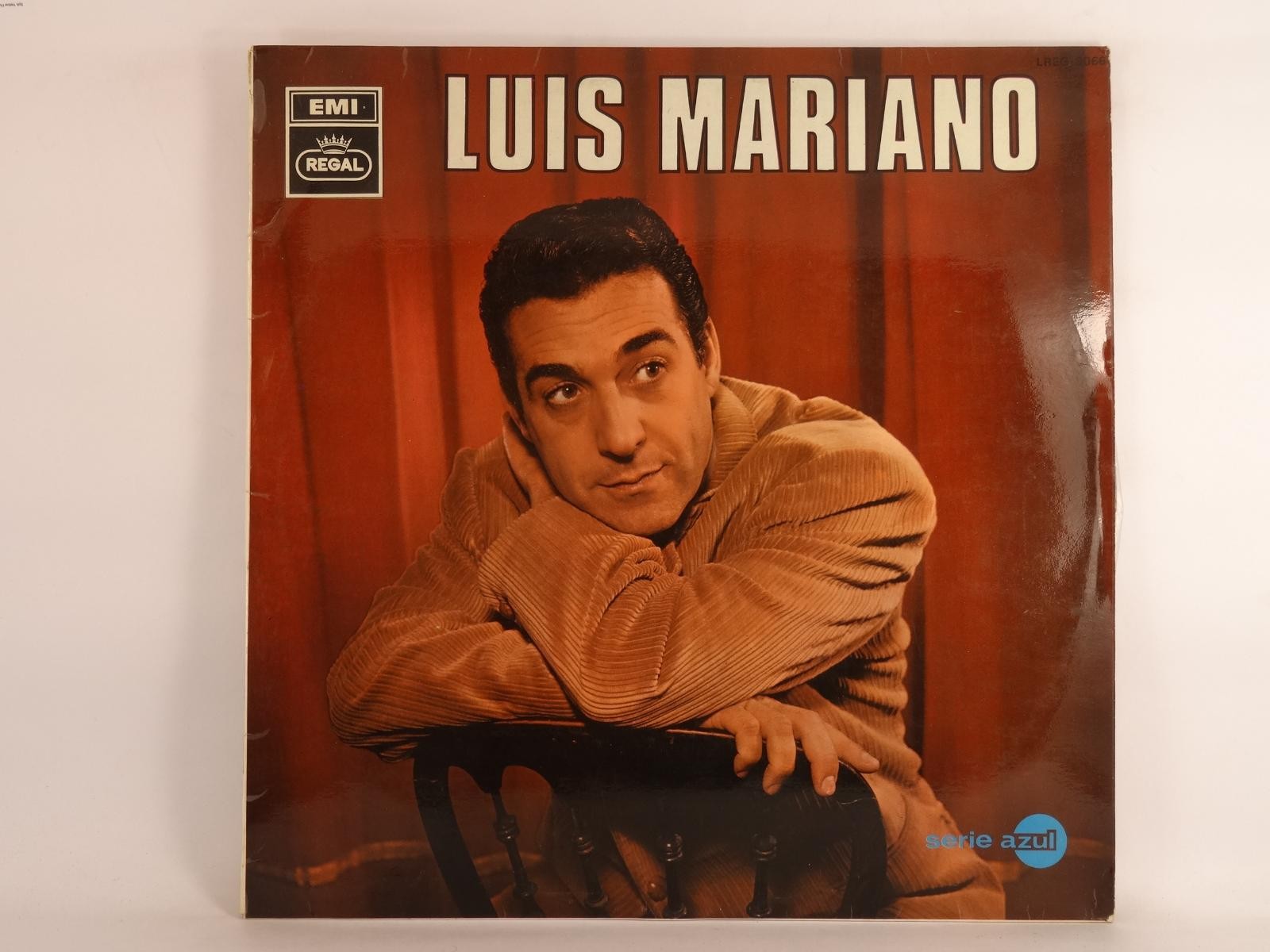 LUIS MARIANO LUIS MARIANO (393) 12 Track LP plus Picture Sleeve REGAL