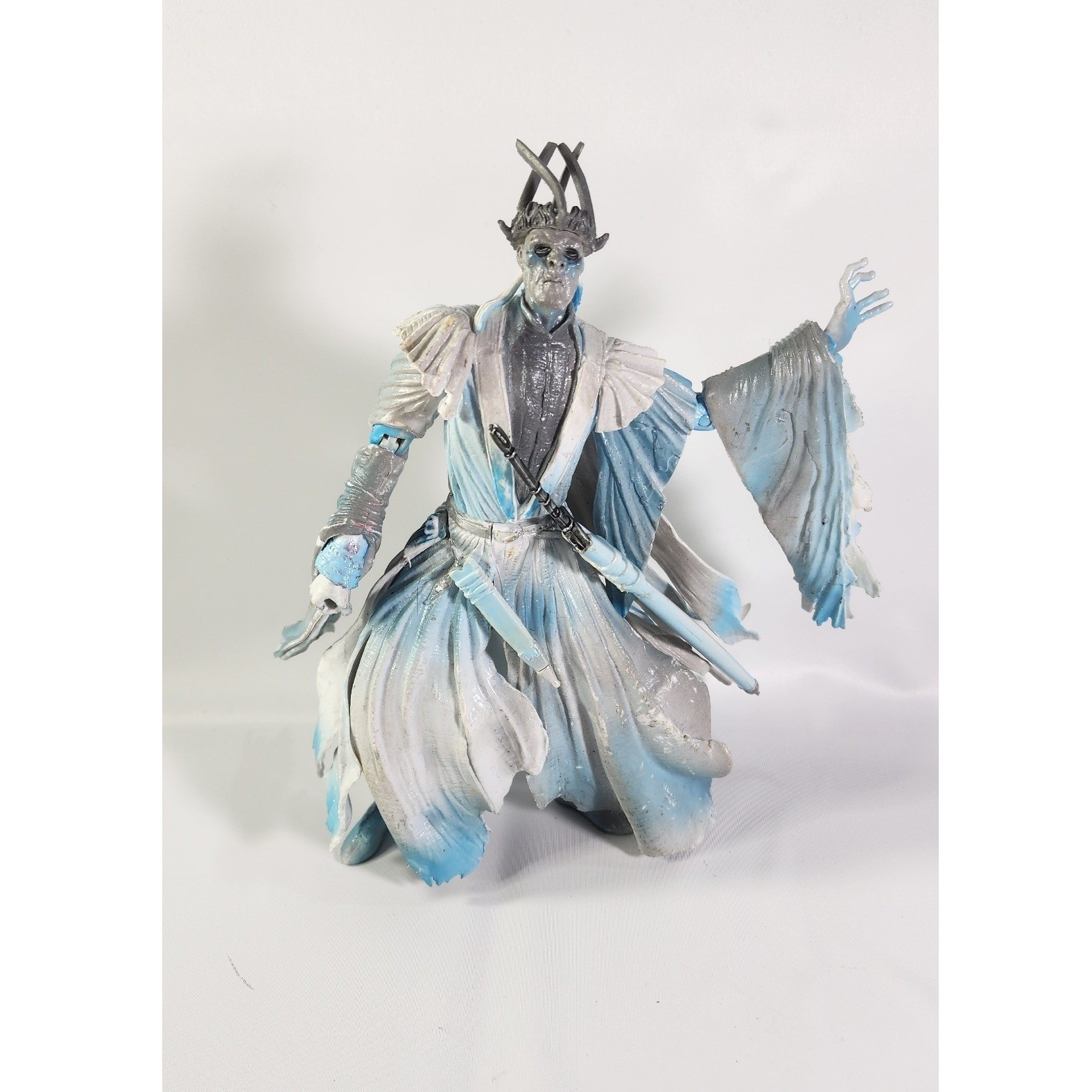 Toy Biz LOTR Twilight Ringwraith Action Figure 7"Incomplete / With Scabbards