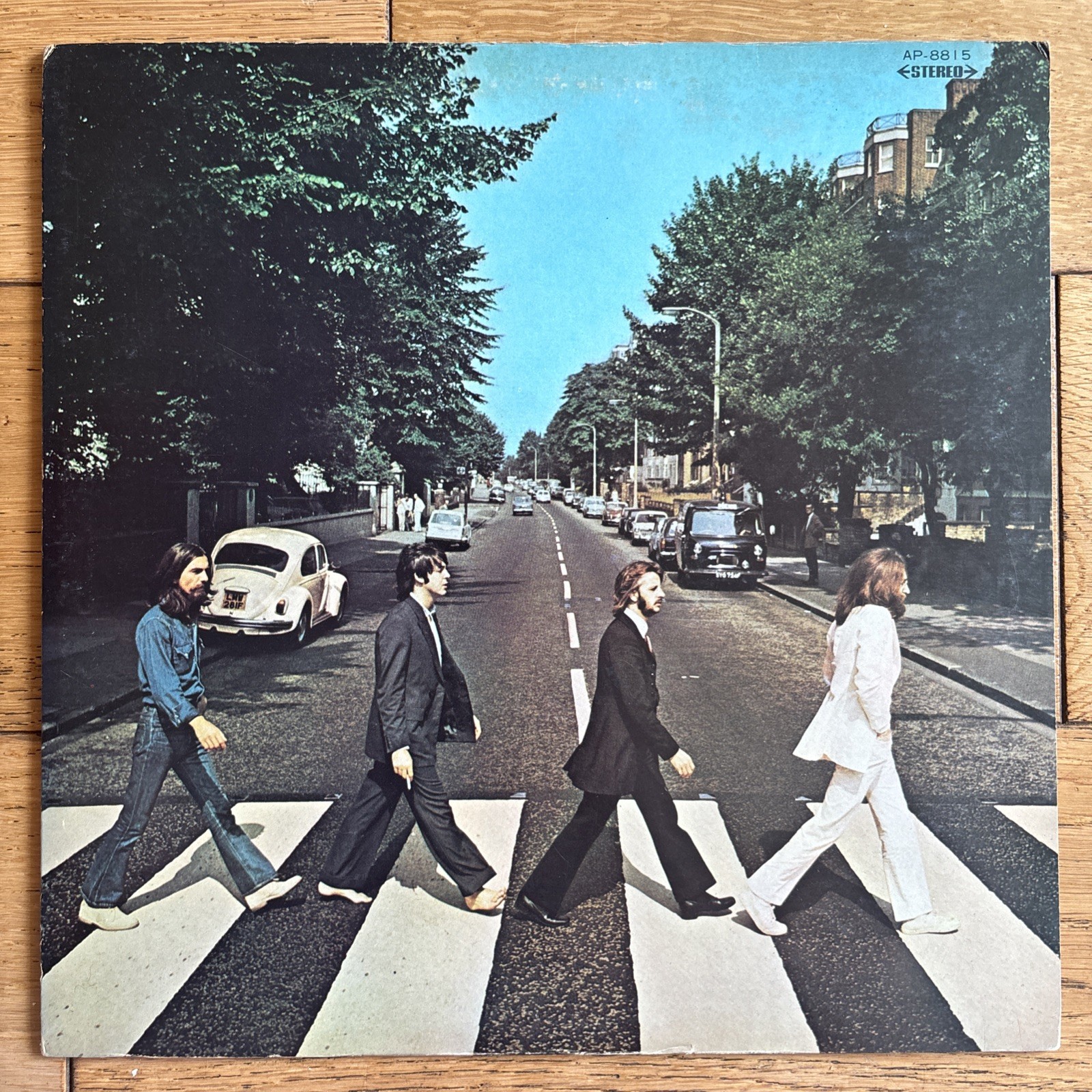 The Beatles Abbey Road EX+/VG+ 1973 Japanese Press Vinyl LP AP-8815