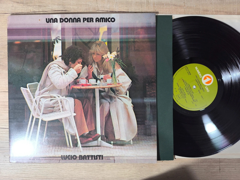 Lucio Battisti Una Donna Per Amico disco LP