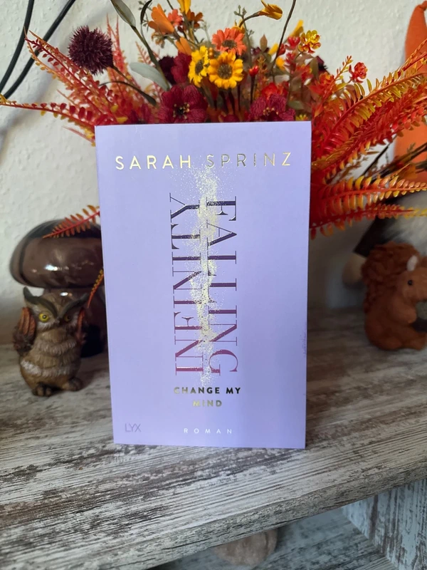 Infinity Falling / Sarah Sprinz