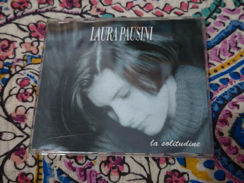 Laura Pausini single La solitudine