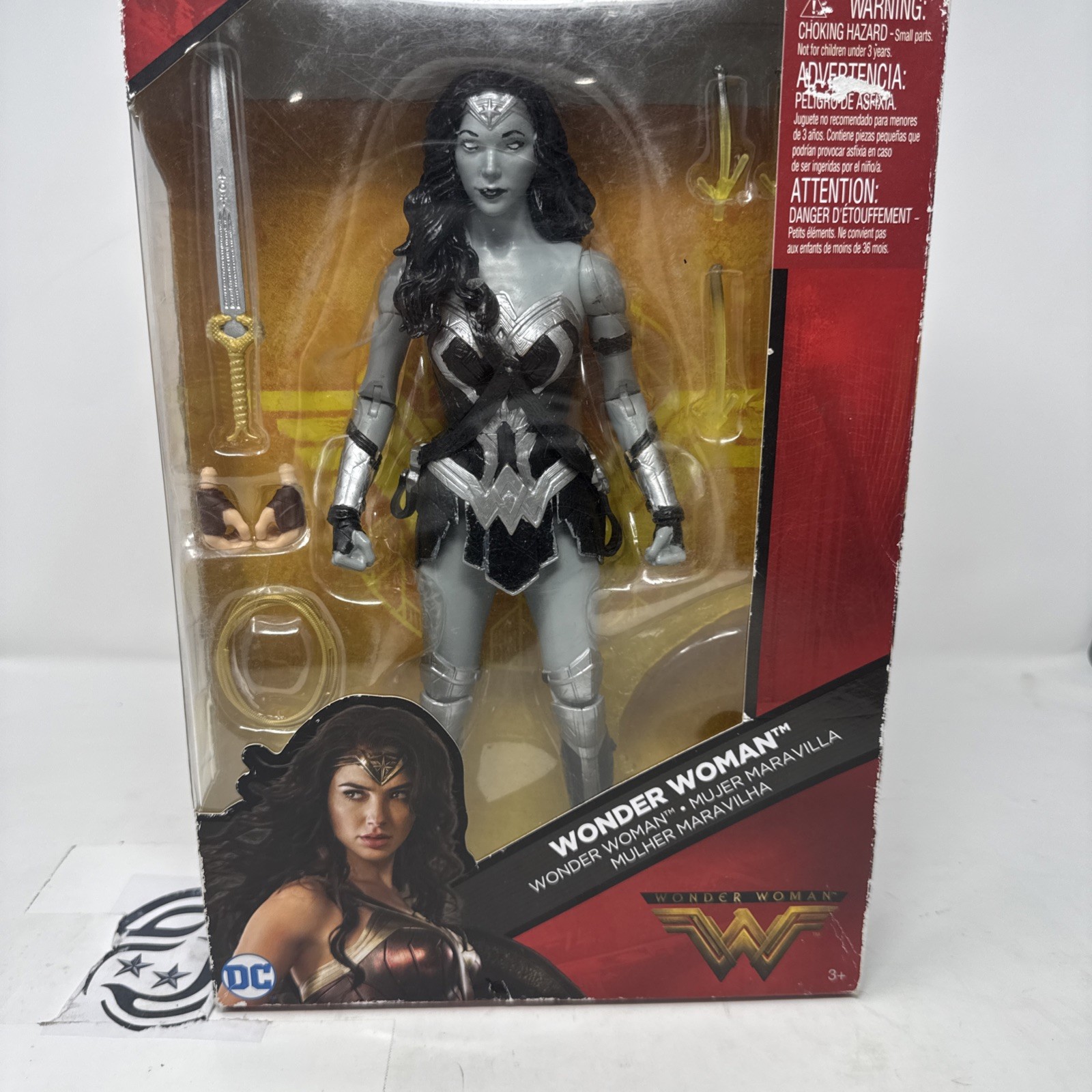 Wonder Woman bambola grigia Gal Gadot figura DC Comics Multiverse Mattel 2016 rara