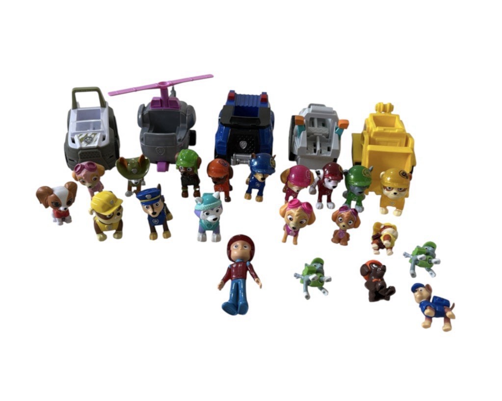 Paw Patrol Vehicles Bundle and Figures - 26 Items