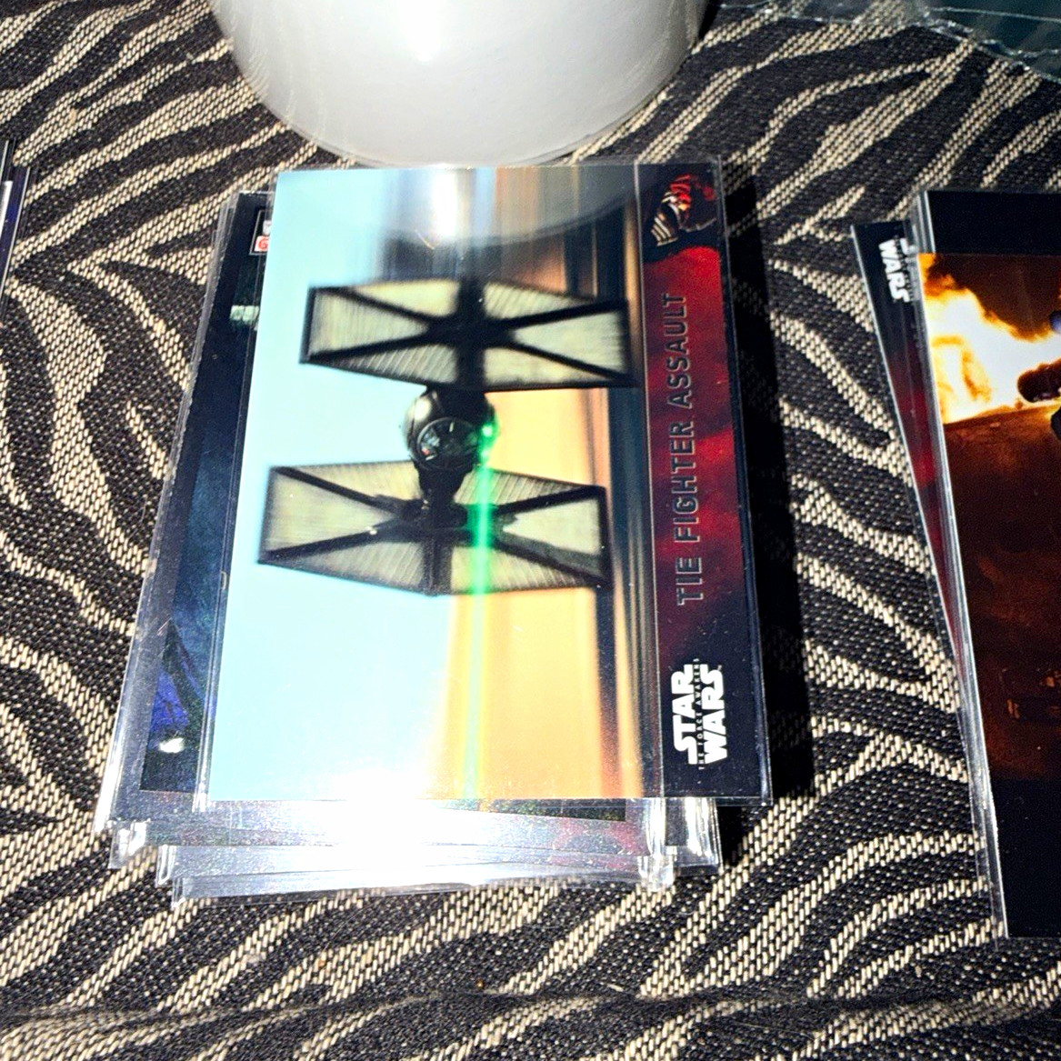 Topps Star Wars Il Risveglio della Forza TIE Fighter Assault Base Card #35 2015