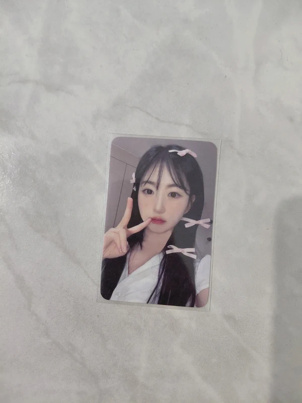 Nmixx Haewon stick out pob
