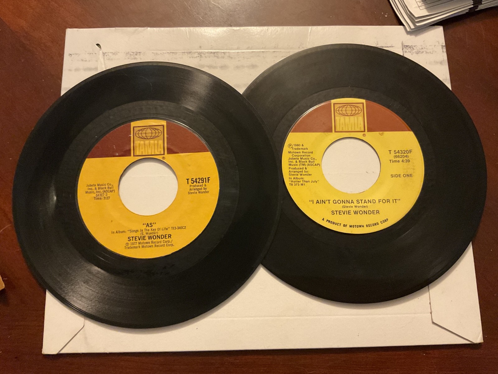 Stevie Wonder 7" Vinyl 45 Lot of 2 Tamla Motown As Knocks Me Off My Feet
