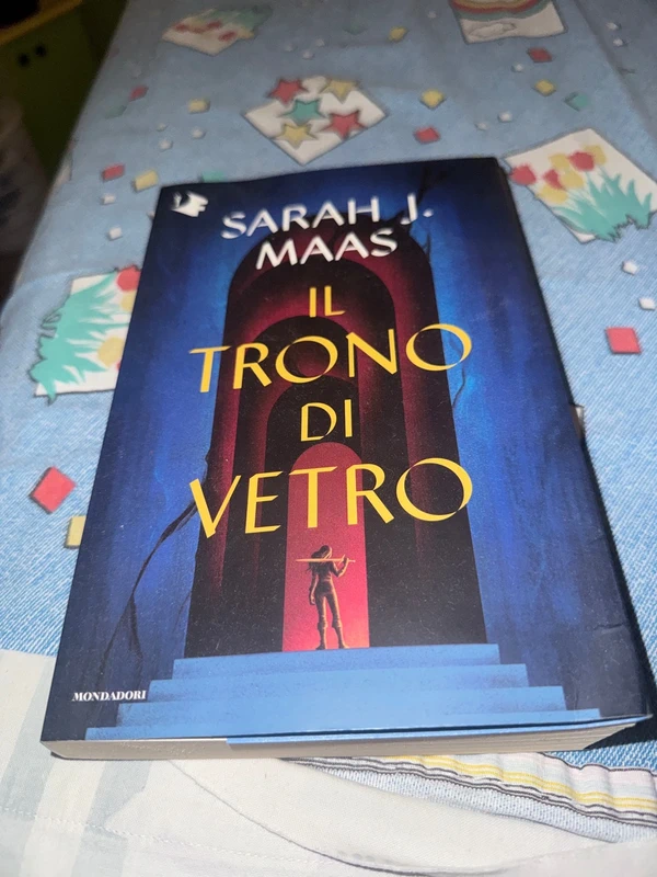 il trono di vetro