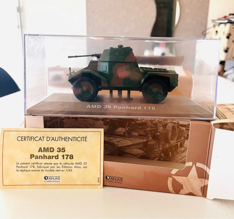 Véhicule AMD 35 panhard 178