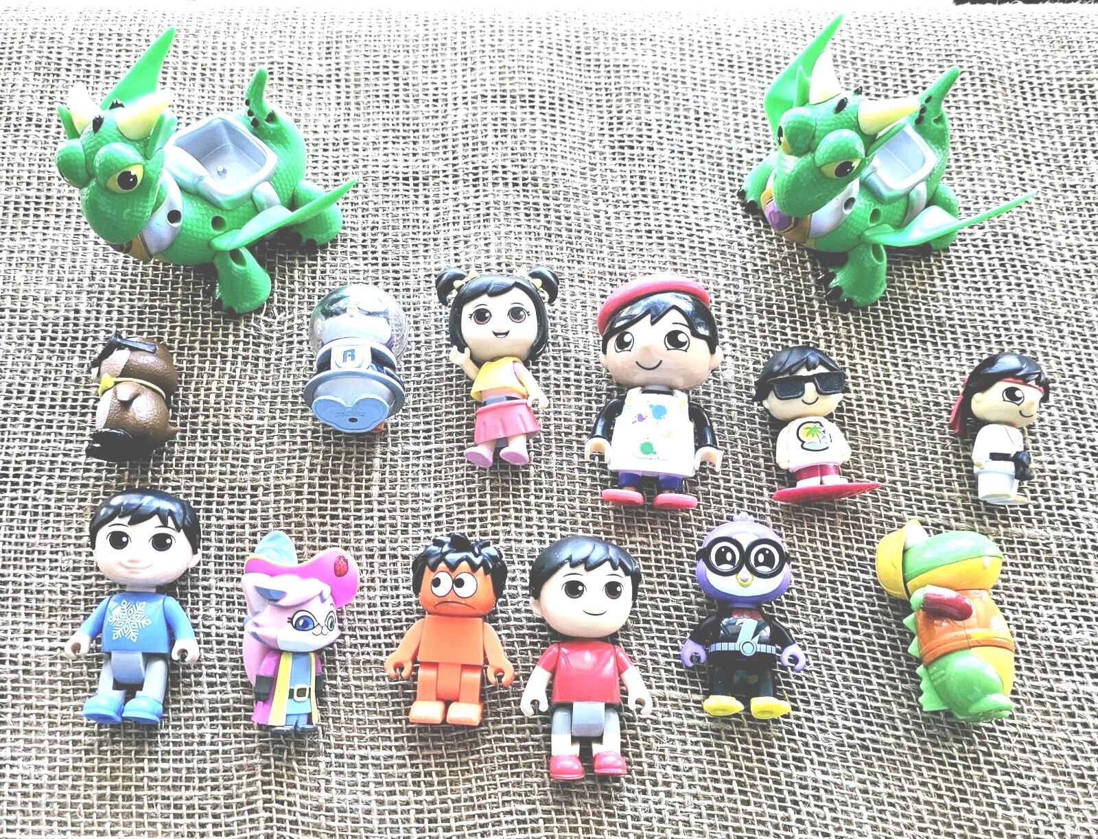 Lotto di 14 figurine giocattolo Ryans World da 1,75" a 4"