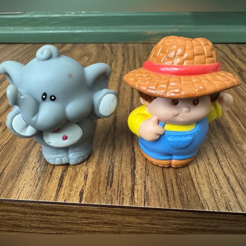Little Tikes People Farmer & Elephant!