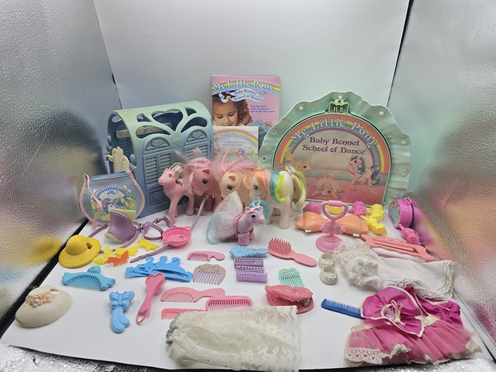 Vintage G1 My Little Pony Bundle 1980s X5 + Accessories Dance School Grooming