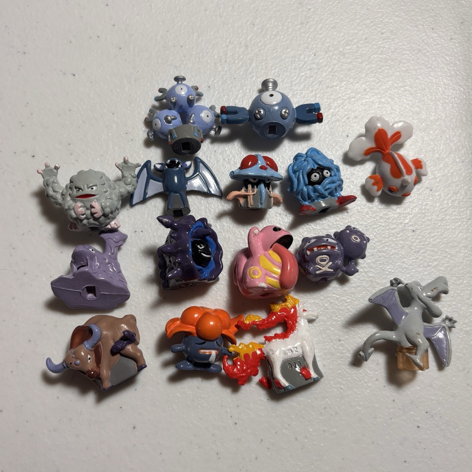 Pokemon Vintage BanPresto minifigure Tangela, Lickitung, Zubat, Tauros Weezing