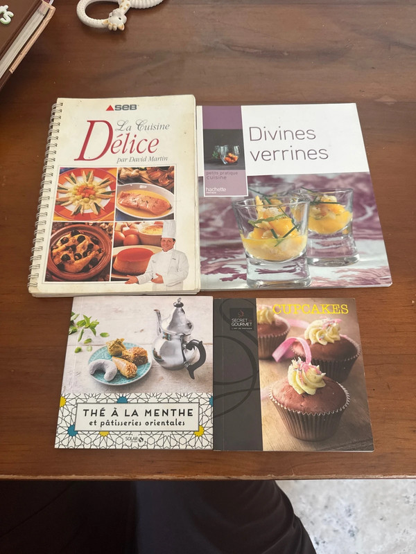 Lot 4 livres de cuisines sucré et salé