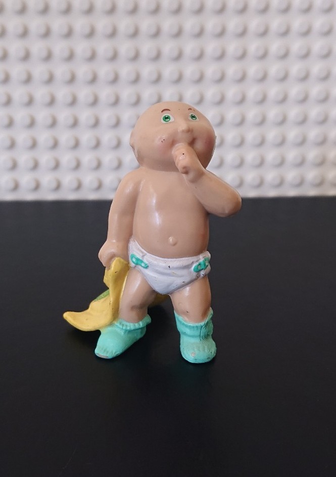 1984 Vintage AA Inc - Cabbage Patch Kids Baby 2" PVC Figure - Yellow Blanket 