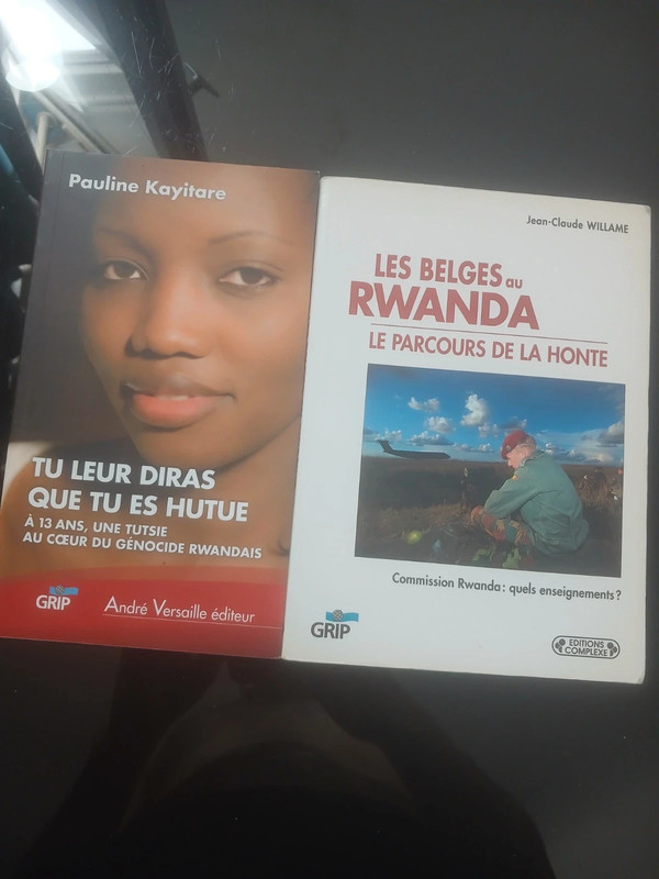 Lot 2 livres les belges au rwanda + tu leur diras que tu es hutue