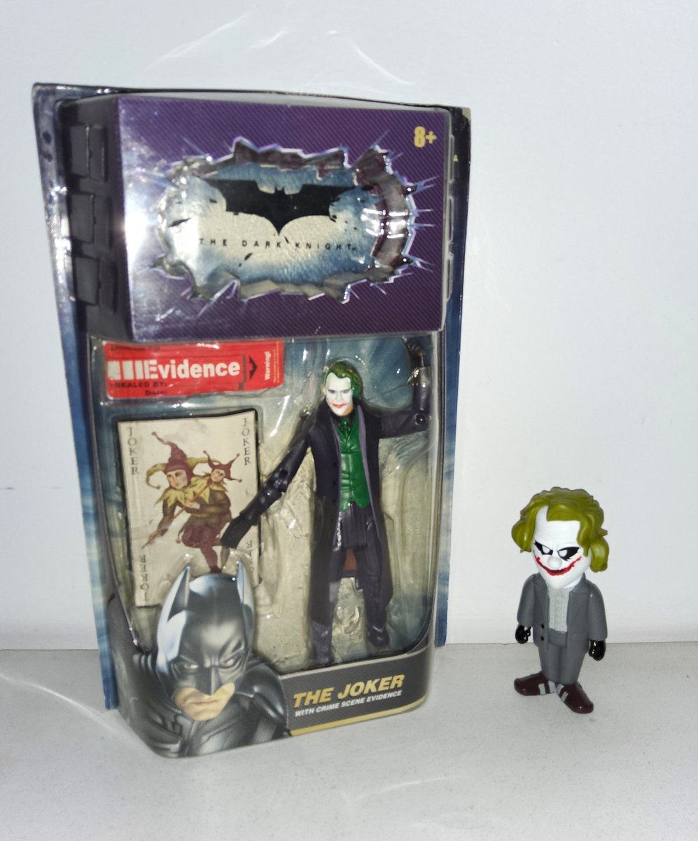 MATTEL THE DARK KNIGHT JOKER SCE 2008 E FUNKO VINILE SODA JOKER CE 2020