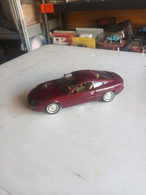 Miniature 1 18 Aston Martin db7 guiloy