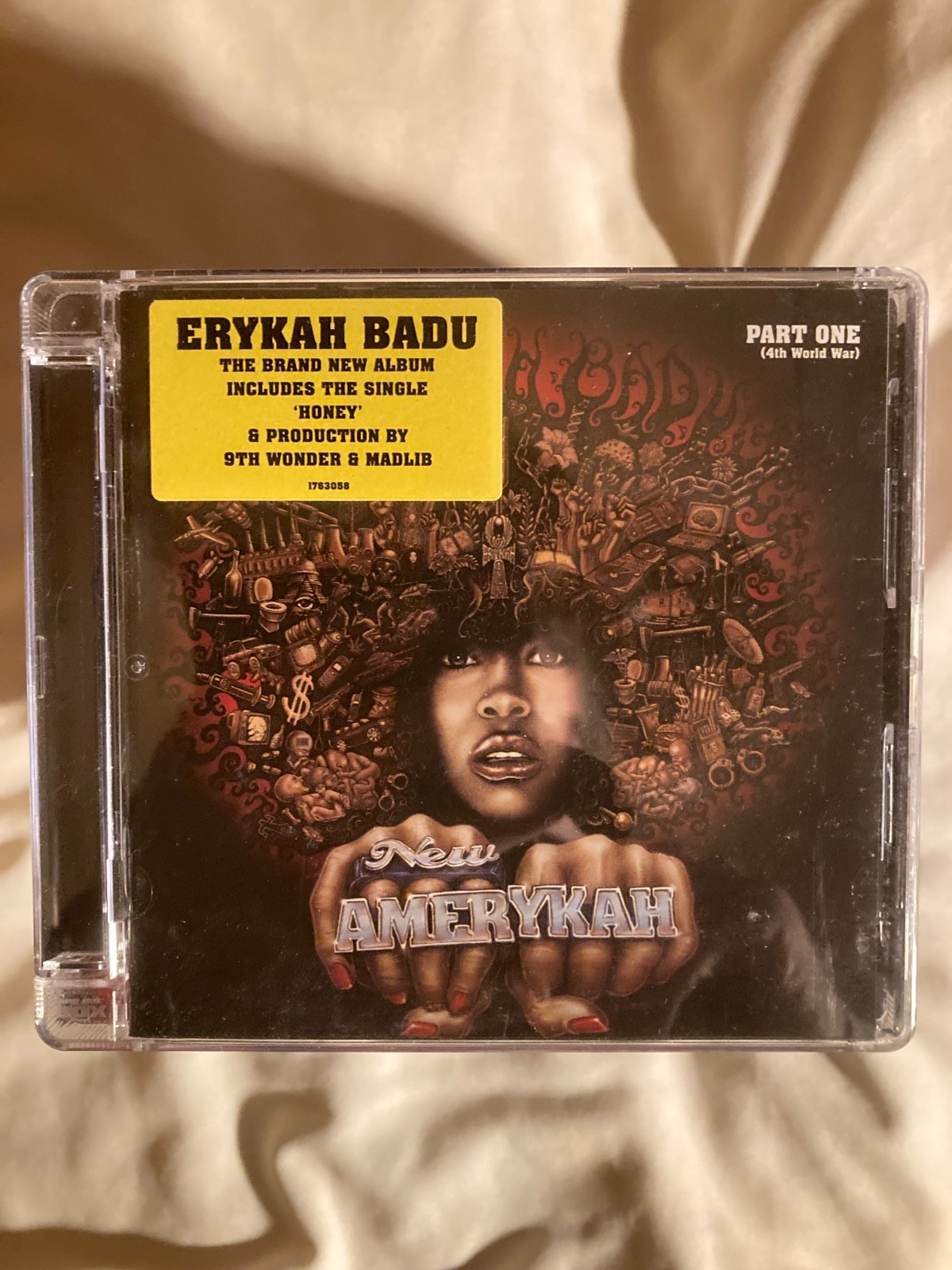 ERYKAH BADU NEW AMERYKAH PART ONE 4th WORLD WAR. CD, 1763058, EX