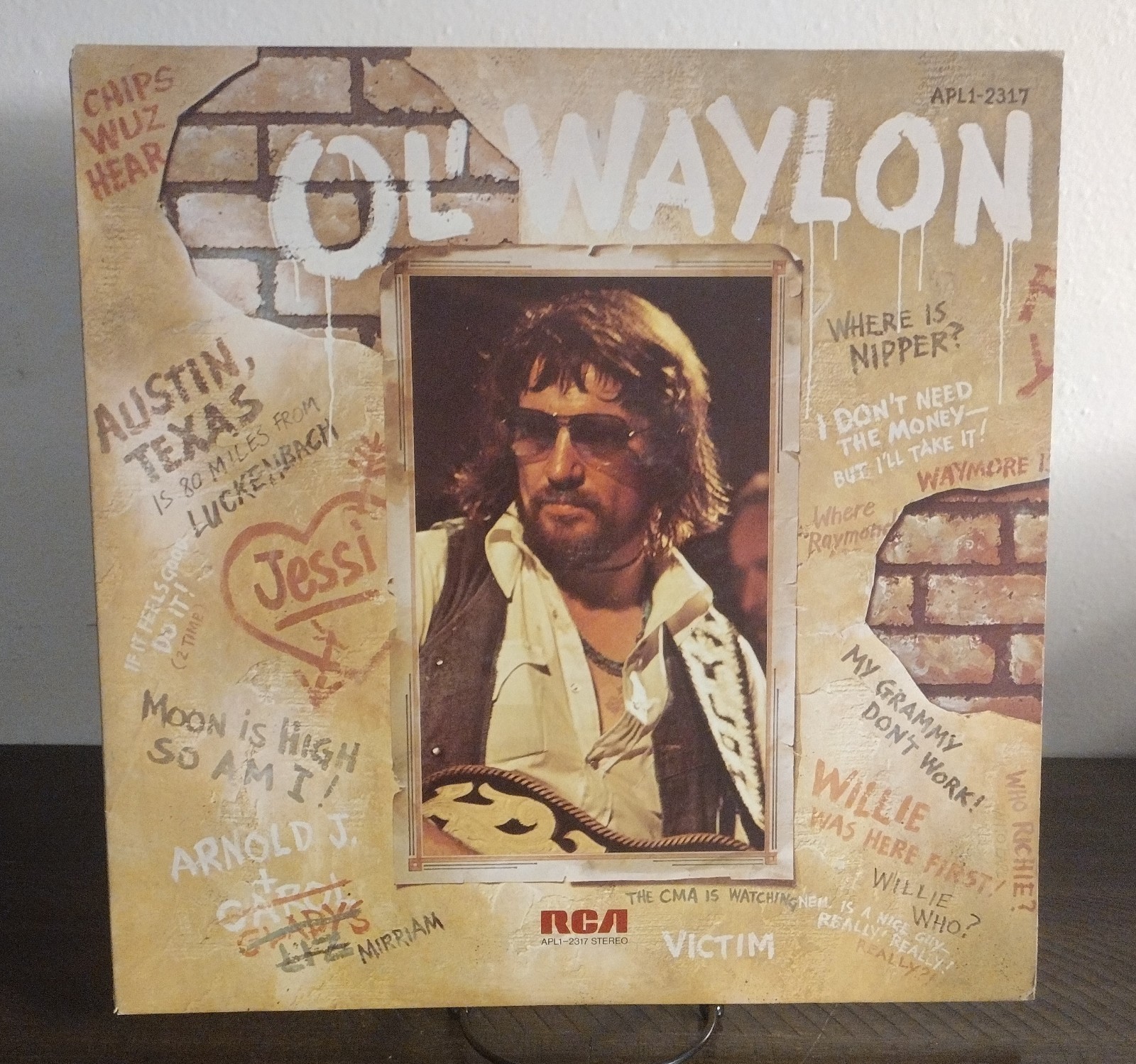 Original 1977 Waylon Jennings "Ol' Waylon LP - RCA Records FIRST PRESS - Ex Viny