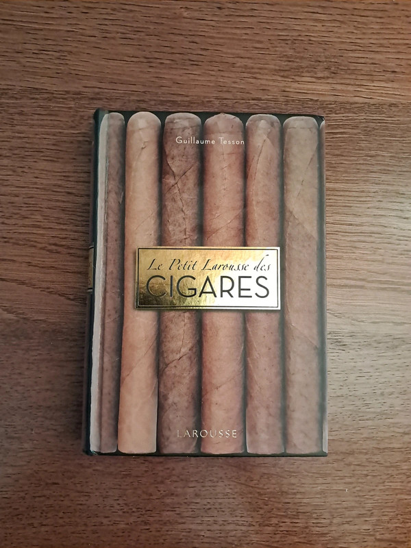 Livre le petit larousse des cigares