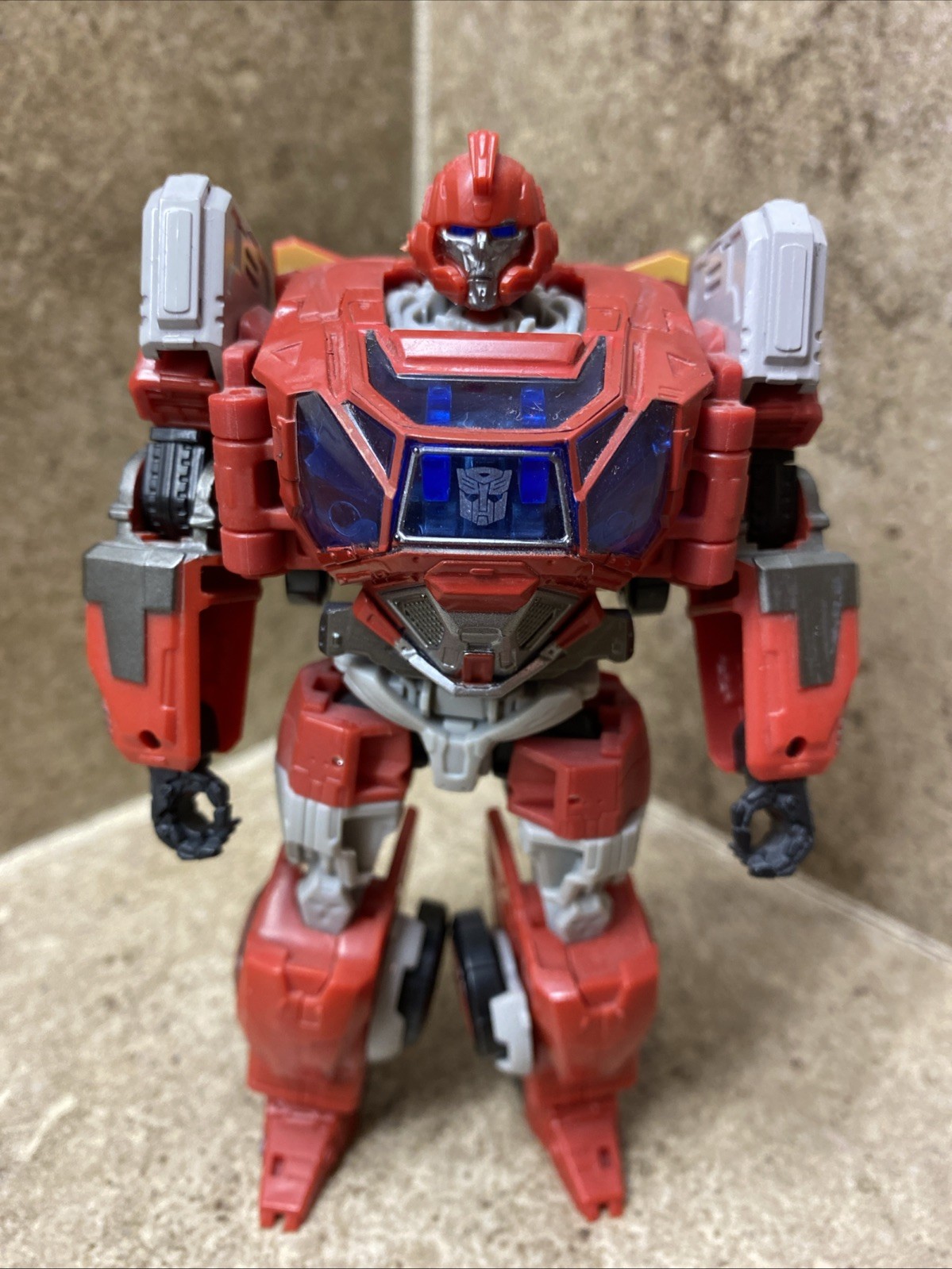 Transformers Studio Series 84 Deluxe Class Ironhide film completo Bumblebee