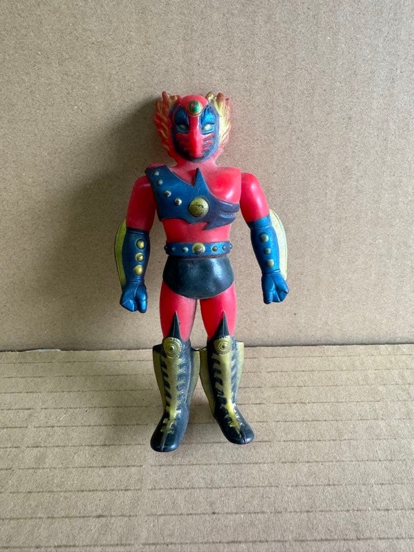 Vintage soft vinyl figure: Yonezawa Pro Wrestling Star Astekaizer