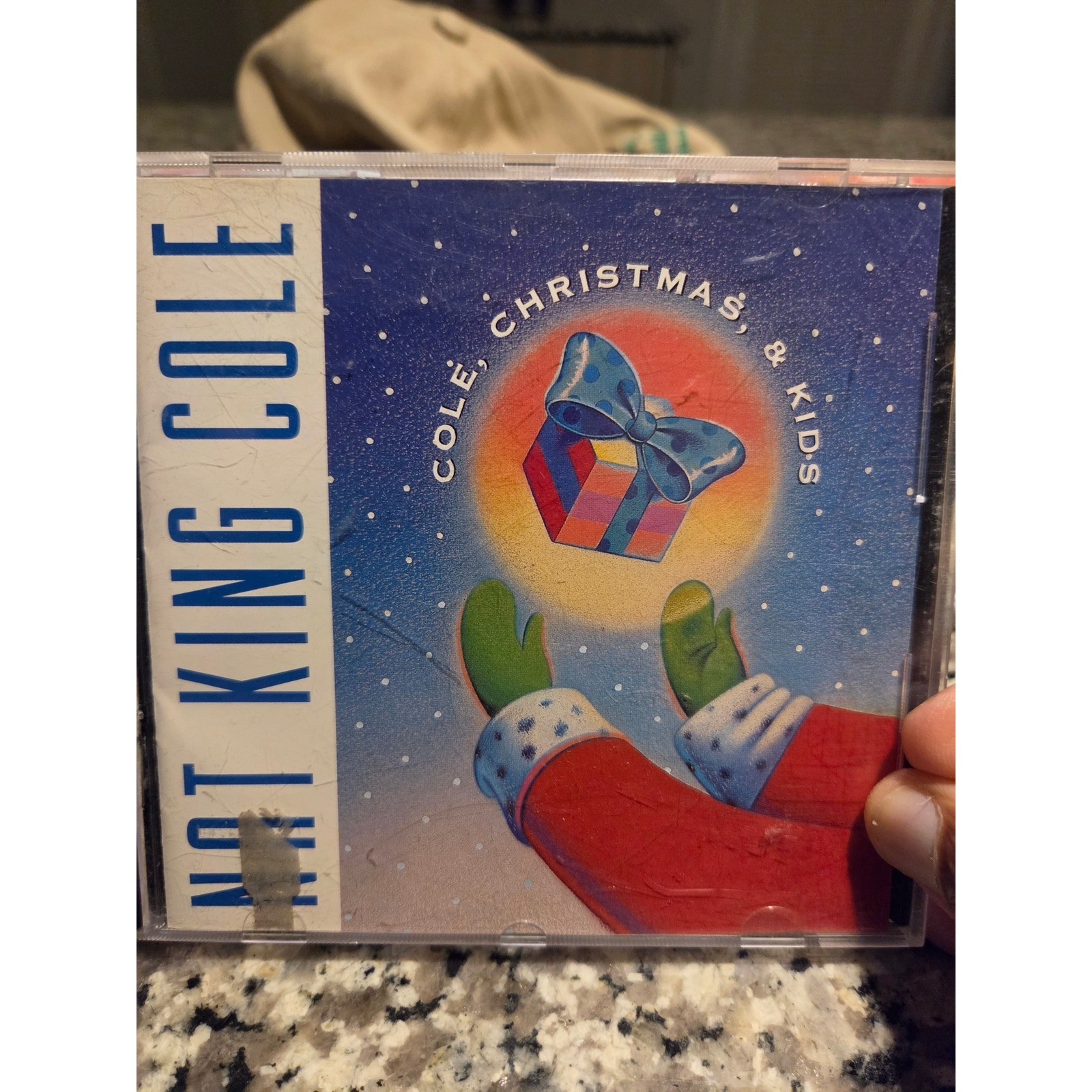 Nat King Cole Cole Christmas & Kids CD 1990 Capitol Records 077779468522 Holiday