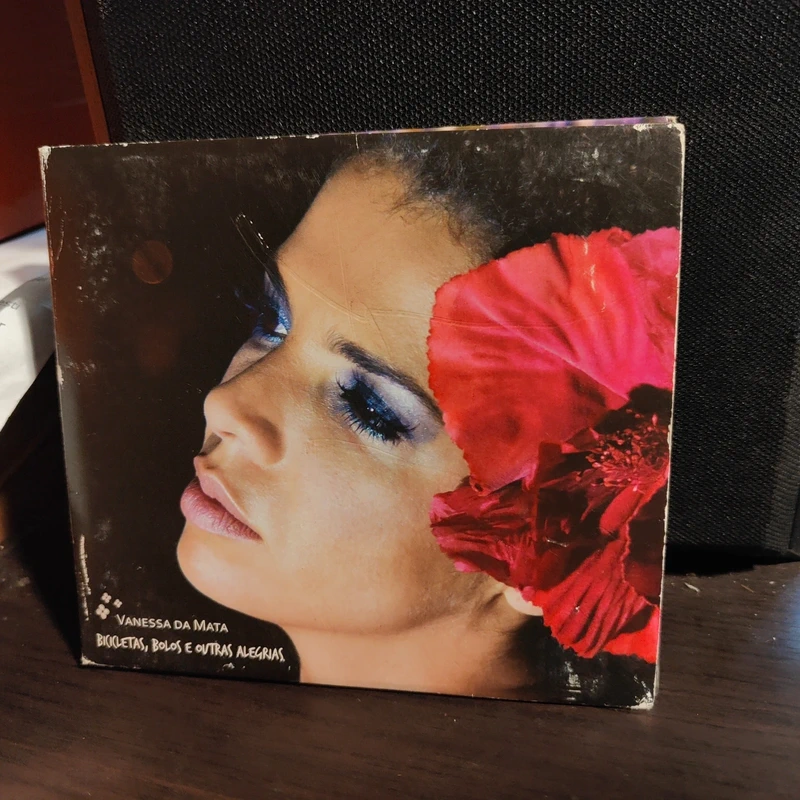 Vanessa Da Mata - Bicicletas, Bolos E Outras Alegrias CD Digipack 2010 Discreto