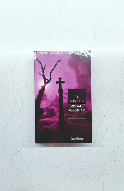 Livro O Suspeito – Michael Robotham