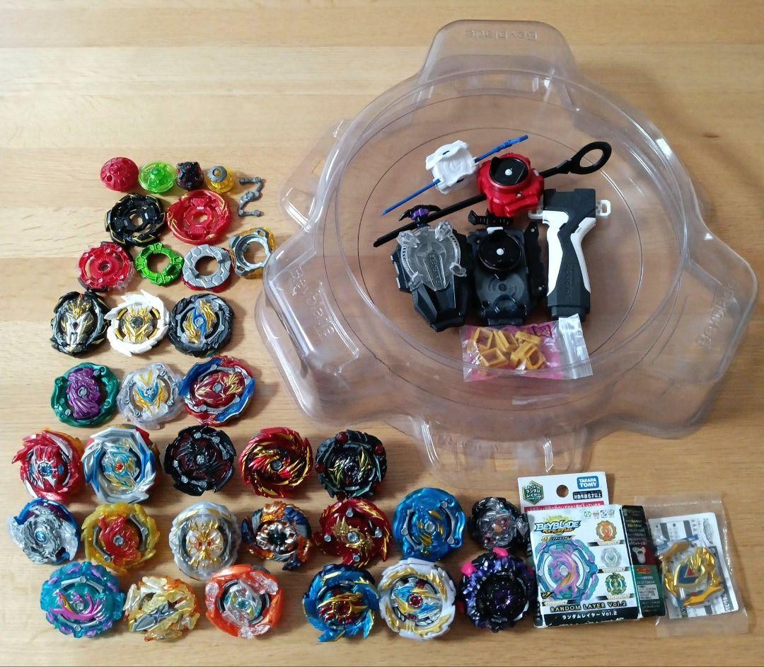 Beyblade Burst Bey Launcher Bey Stadium vendita all'ingrosso TAKARA TOMY Giappone 2610TY
